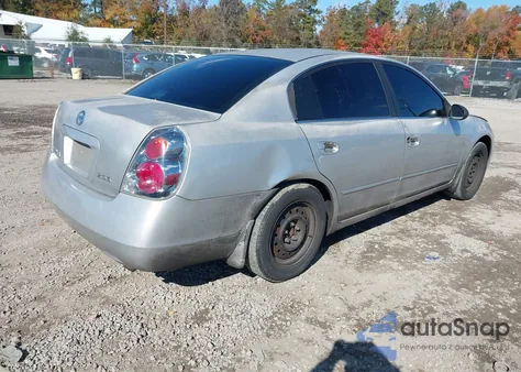 2005 Nissan Altima 2.5 S z USA, uszkodzony, nr VIN 1N4AL11D25C175400